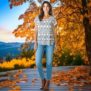 Y2K Gauzy Top Sz M Relaxed Aztec Print Asymmetric‎ Hem Gray Slouchy Southwestern